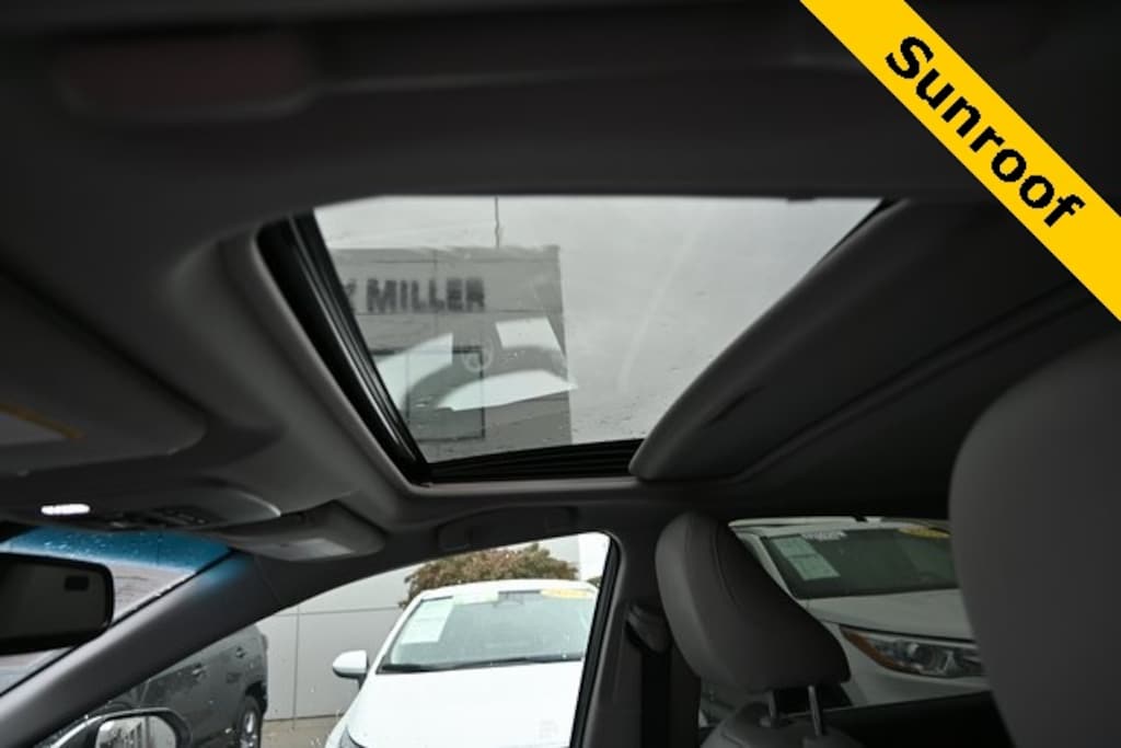 Certified 2018 Toyota Camry Hybrid  Sedan