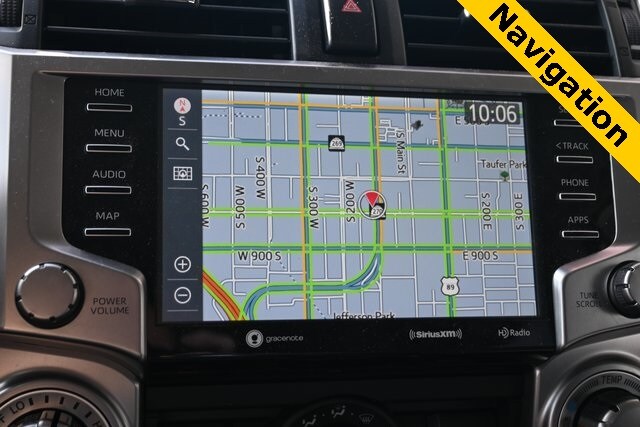 2020 Toyota 4Runner SR5 photo 3