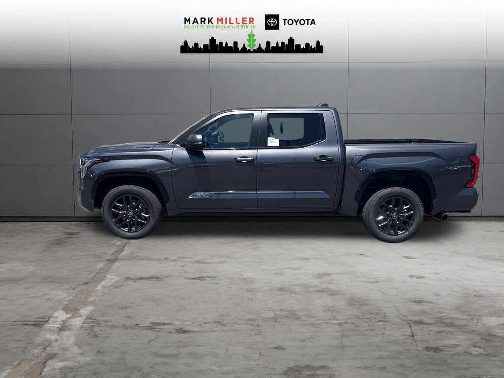 New 2026 Toyota Tundra i-FORCE MAX Platinum PLATINUM CREWMAX 5.5