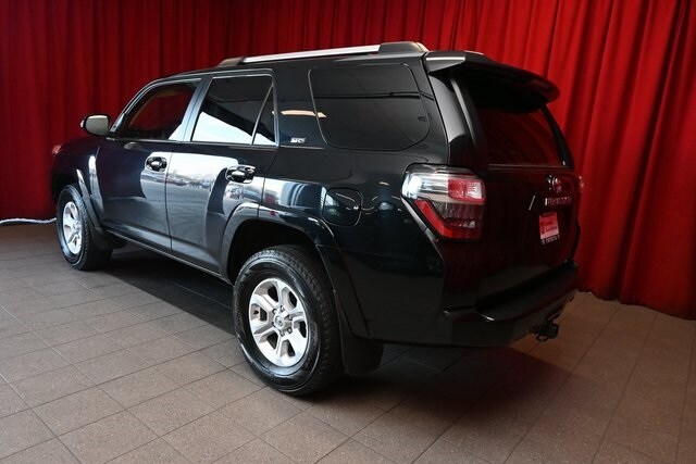 2024 Toyota 4Runner SR5 Premium photo 2
