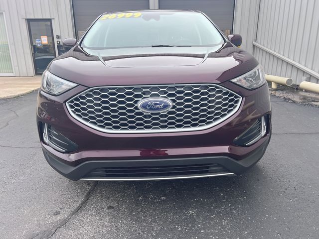 2024 Ford Edge SEL photo 2