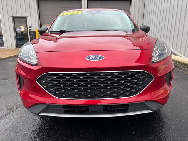 2022 Ford Escape SE photo 2