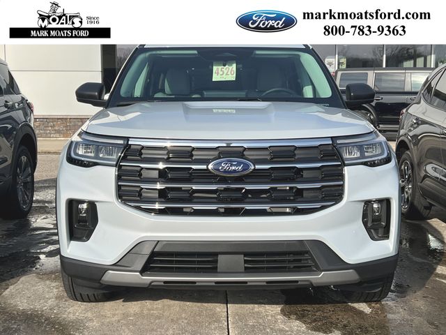2026 Ford Explorer Active - Photo 3