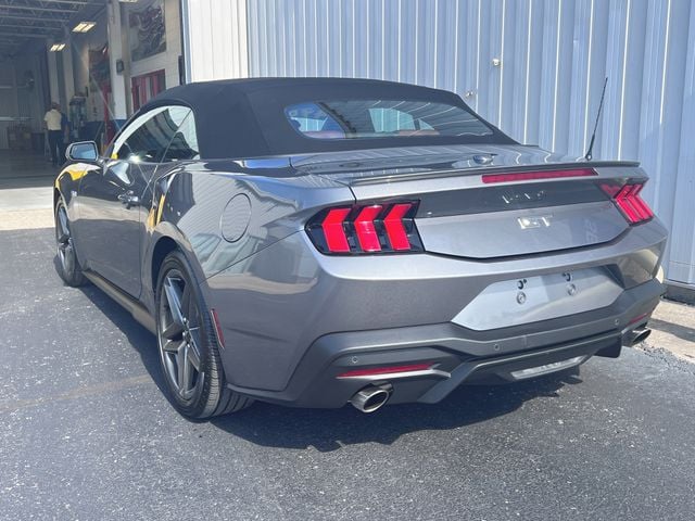 2024 Ford Mustang GT Premium - Photo 6