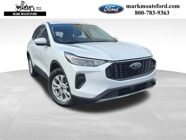 2023 Ford Escape Active's photo