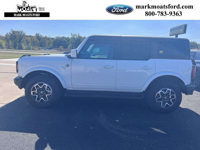 2025 Ford Bronco Outer Banks photo 4