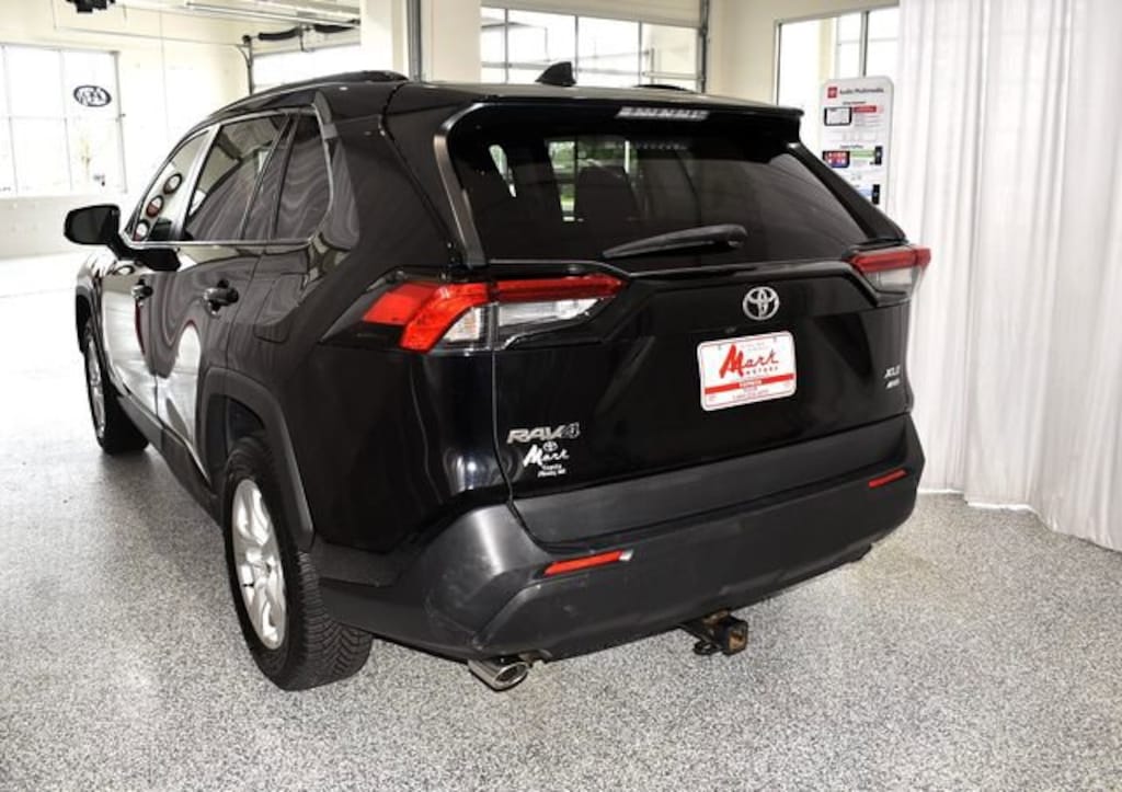 Used 2021 Toyota RAV4 XLE All Wheel Drive Sport Utility