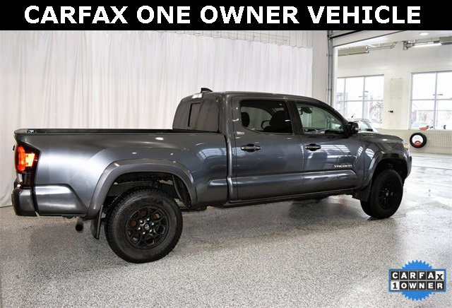 2022 Toyota Tacoma SR5 4x4 Double Cab photo 2
