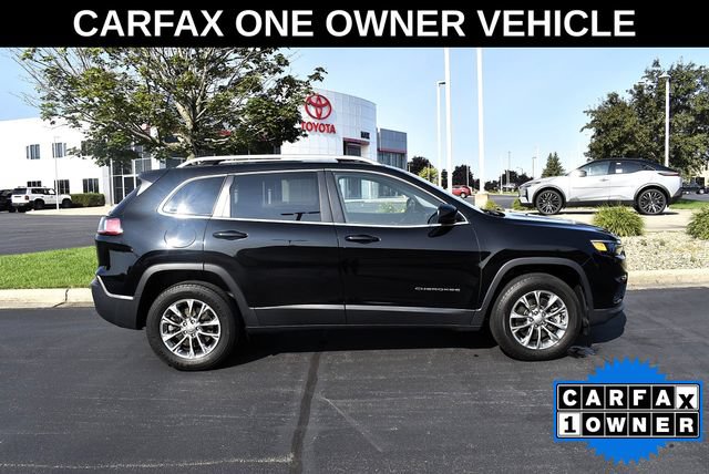 Used 2019 Jeep Cherokee Latitude Plus with VIN 1C4PJMLX4KD103171 for sale in Plover, WI