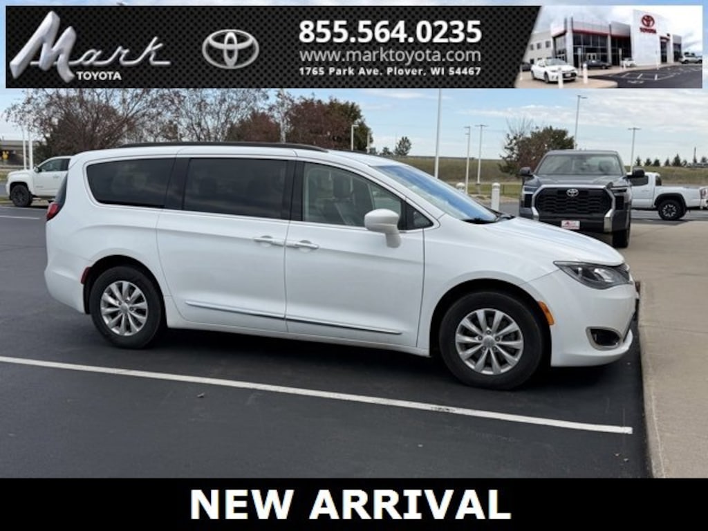 Used 2017 Chrysler Pacifica Touring L Passenger Van