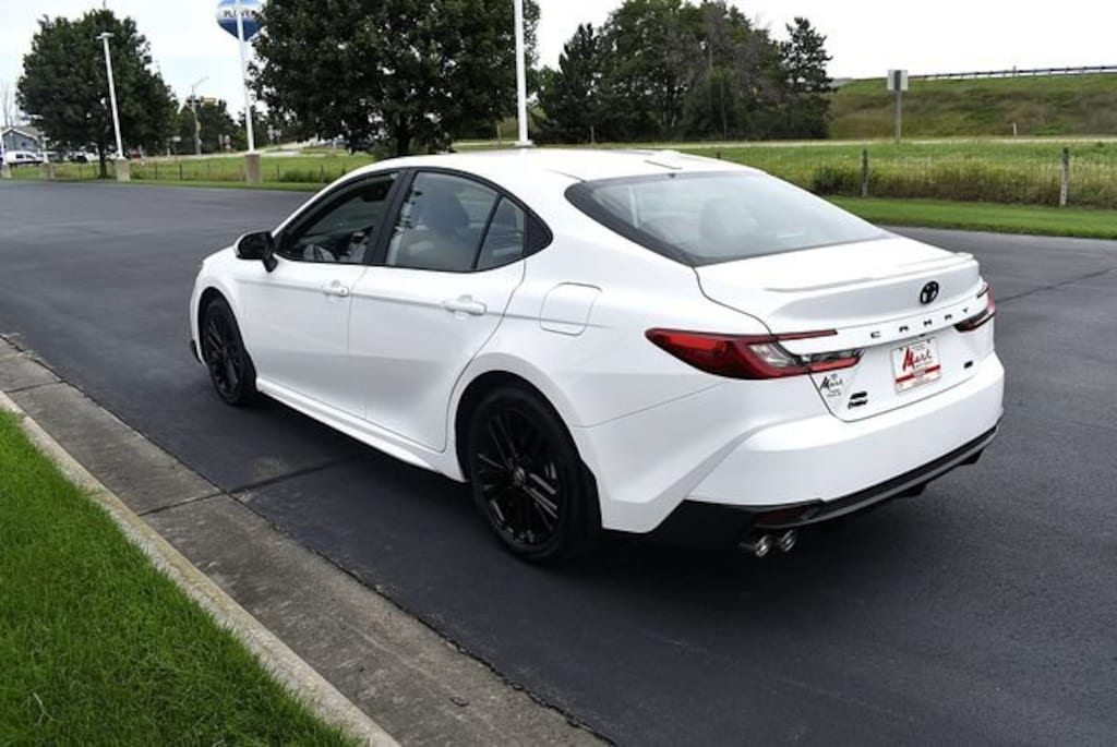 Used 2025 Toyota Camry SE All Wheel Drive Sedan