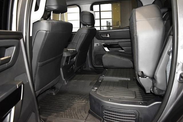 2024 Toyota Tundra Limited - Photo 24