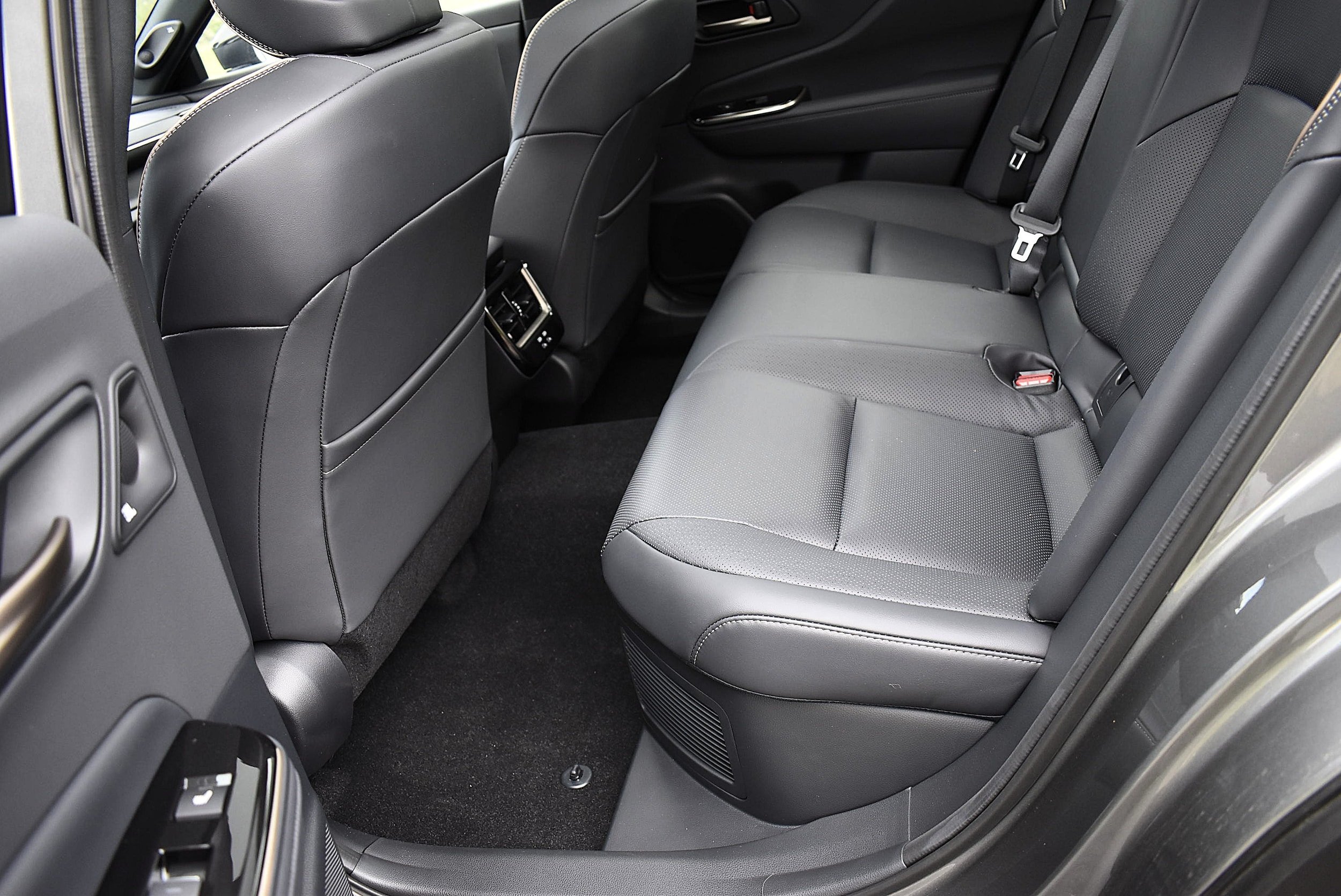 2026 Toyota Crown Platinum - Photo 24