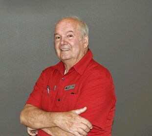 Staff member Phil from 0e33362dc929