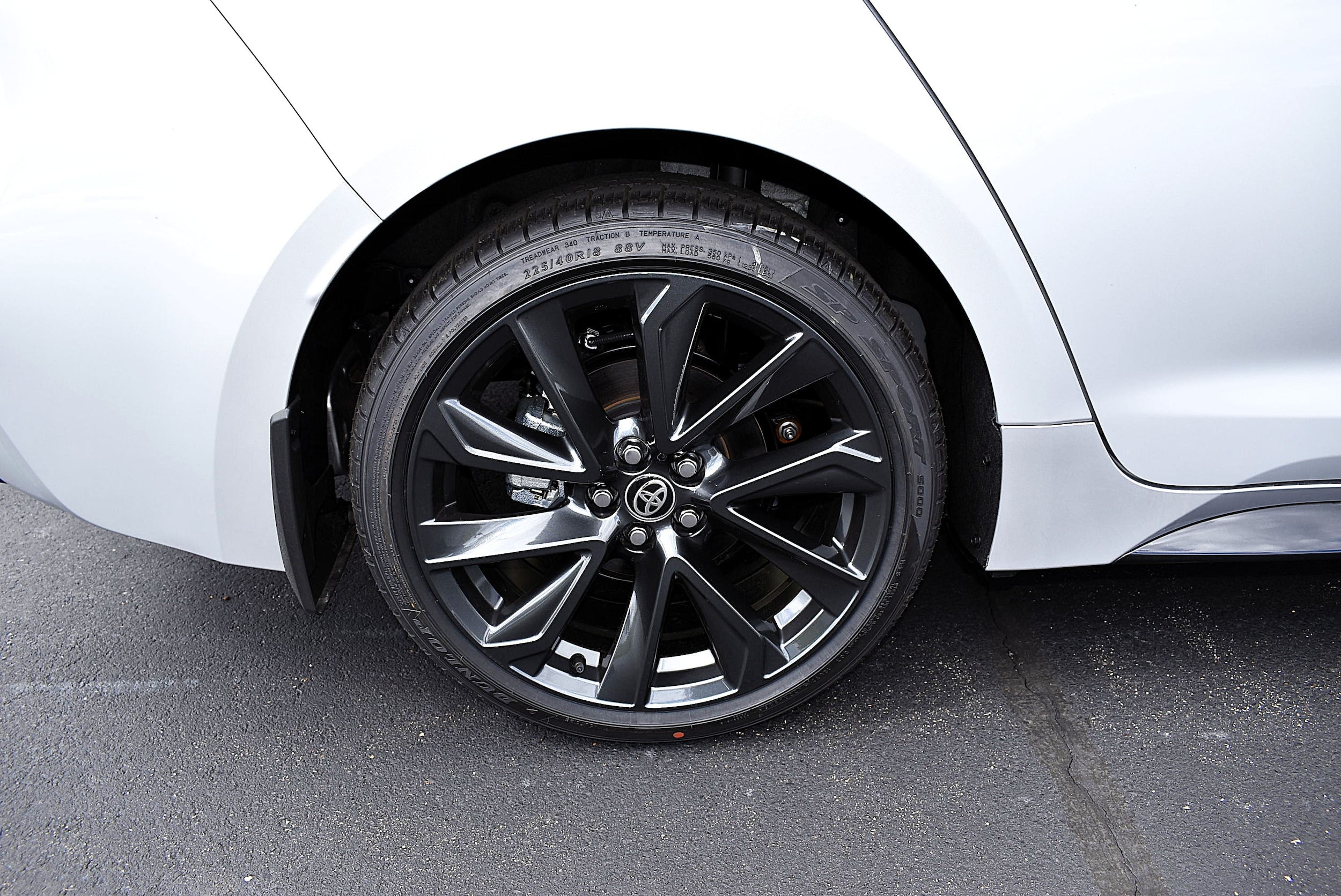 2026 Toyota Corolla XSE - Photo 33