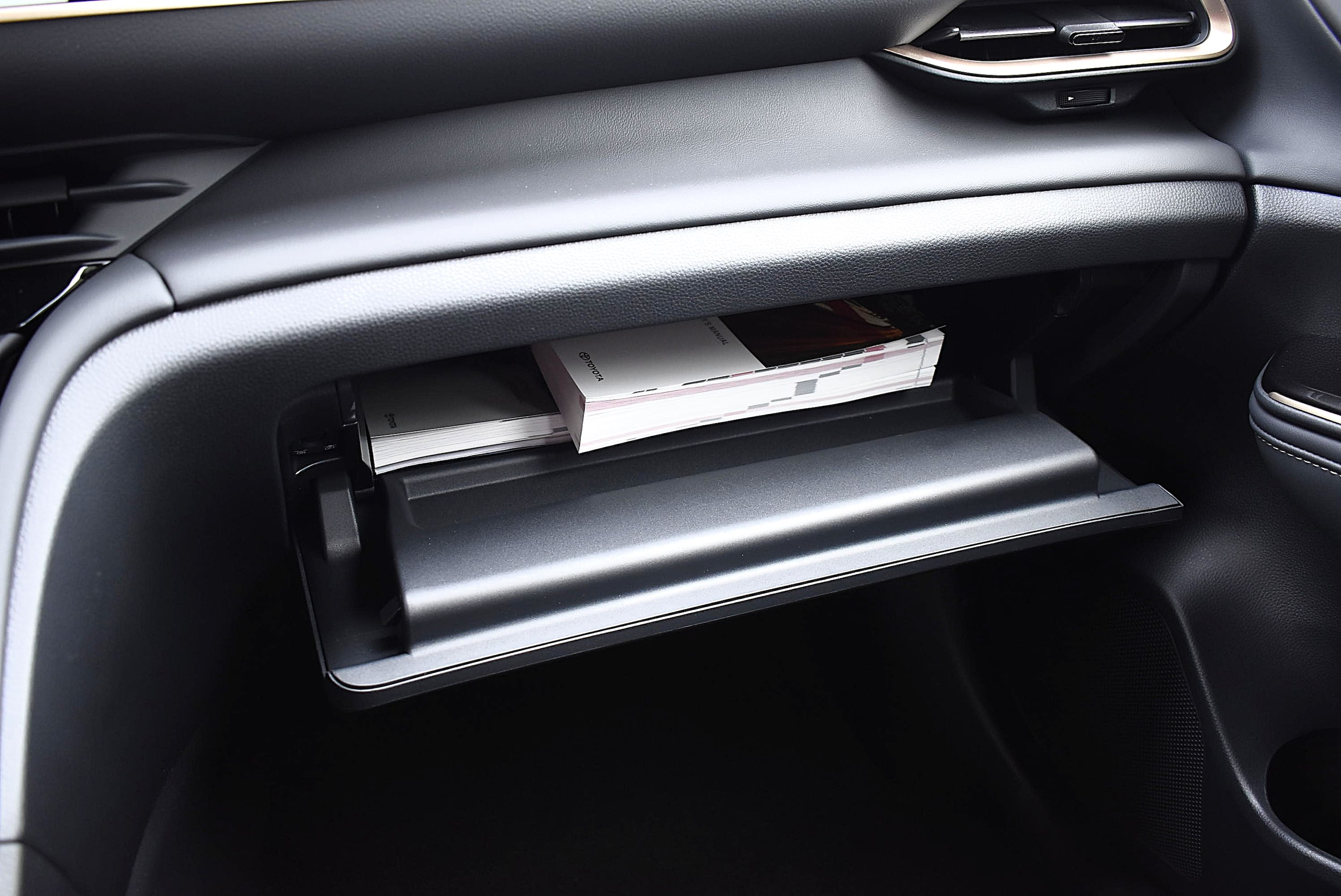 2026 Toyota Crown Platinum - Photo 18
