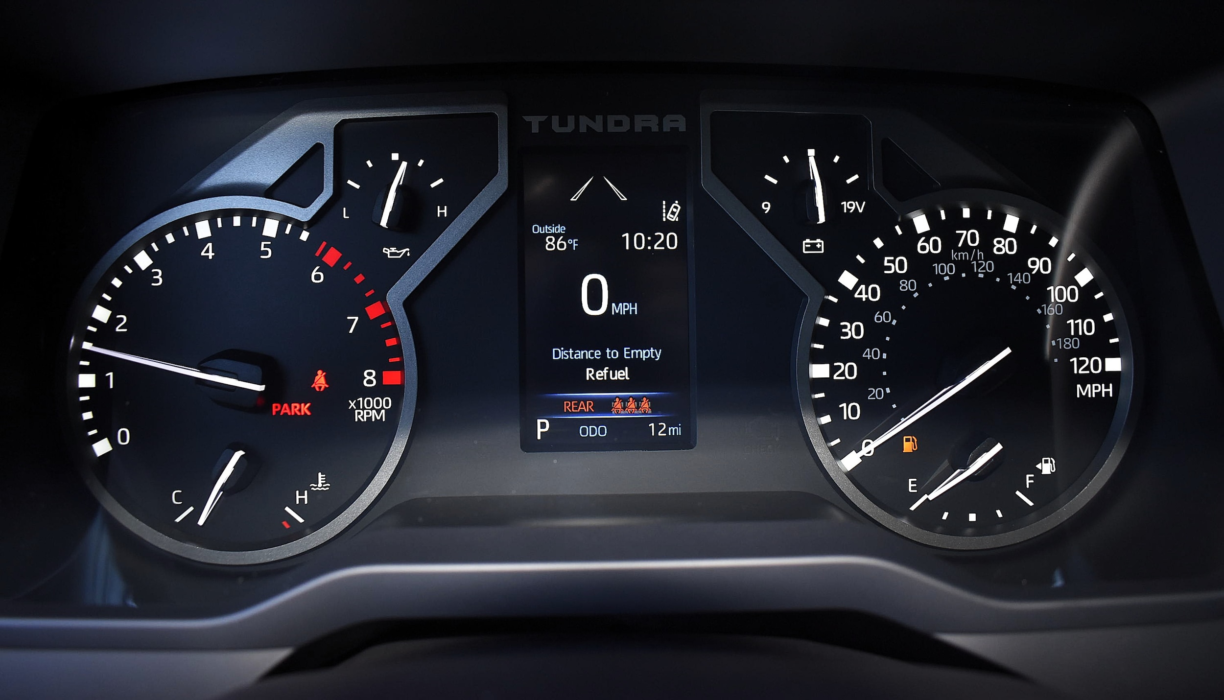 2026 Toyota Tundra SR5 - Photo 12