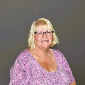 Staff member Betty M from f0ea949ce919