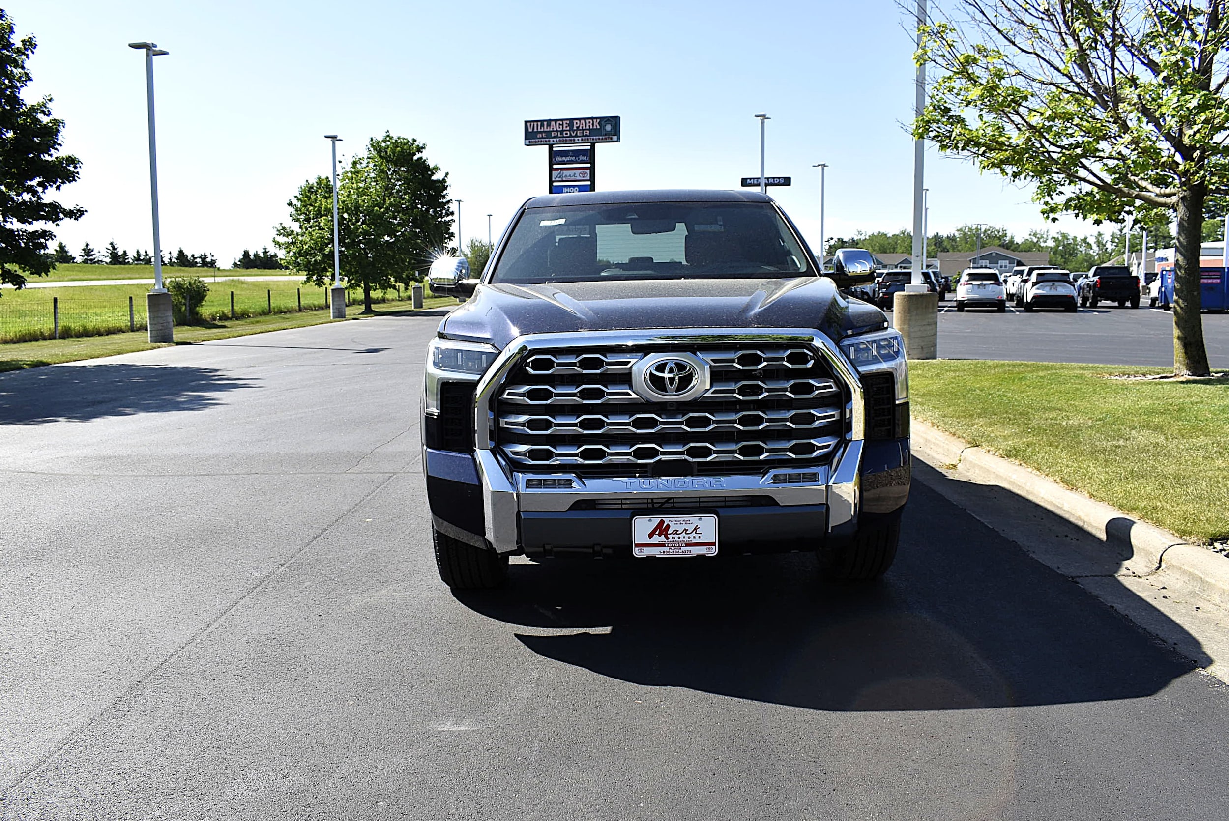 2026 Toyota Tundra 1794 Edition - Photo 6