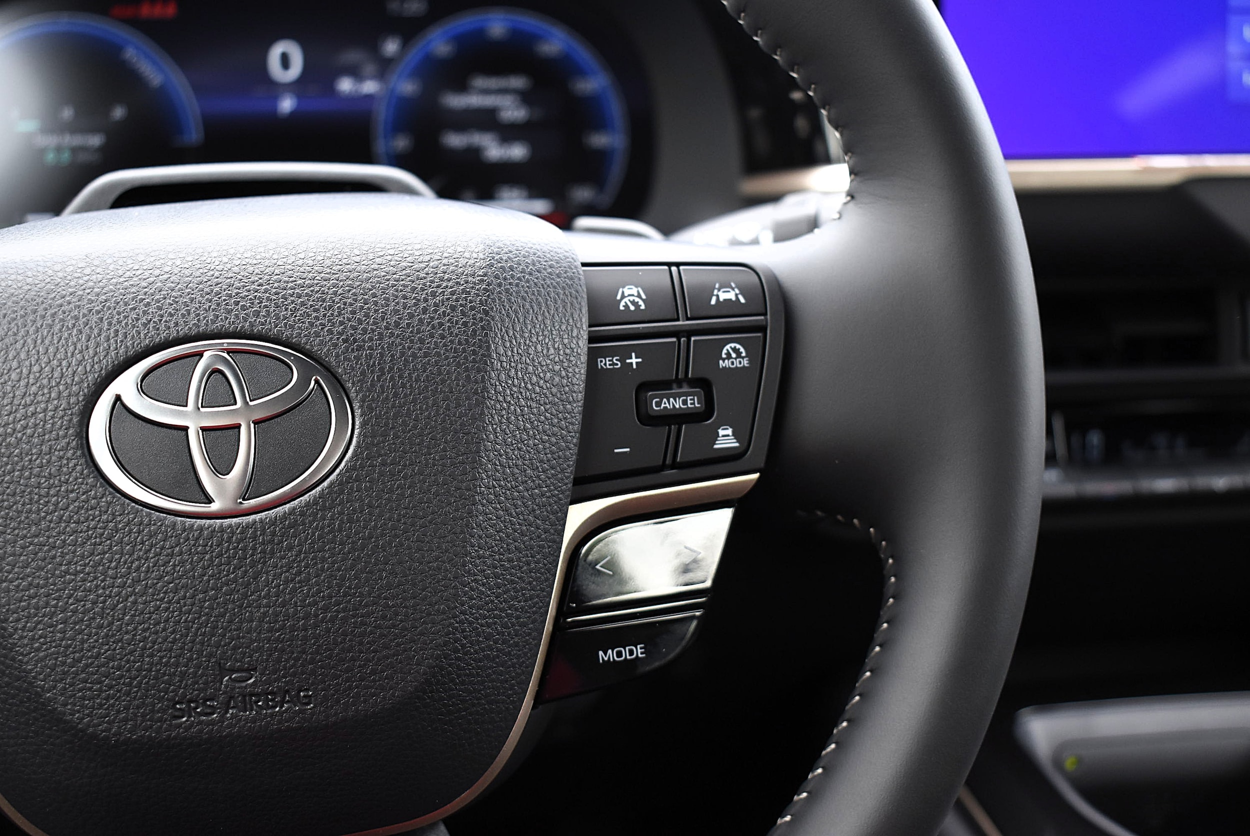 2026 Toyota Crown Platinum - Photo 16