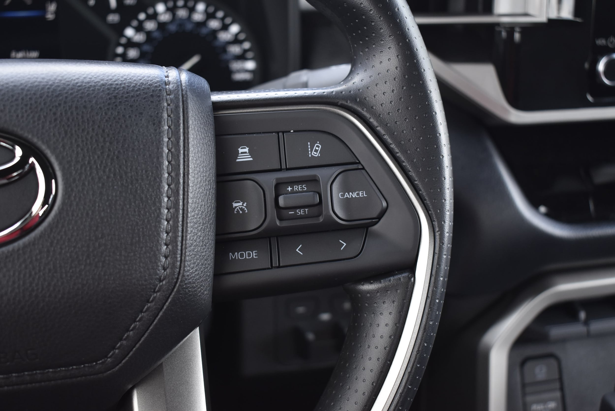 2026 Toyota Tundra SR5 - Photo 17