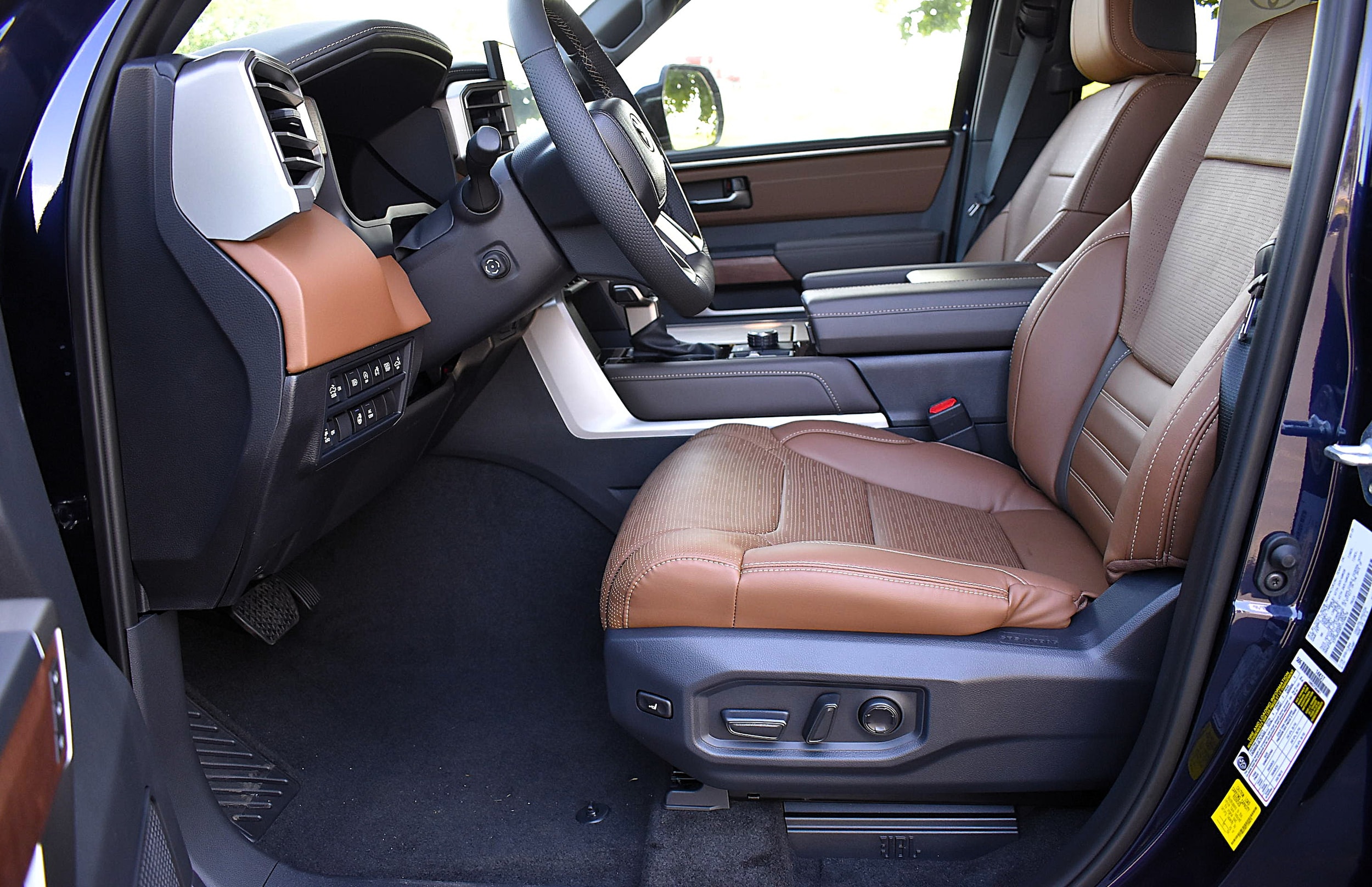 2026 Toyota Tundra 1794 Edition - Photo 11