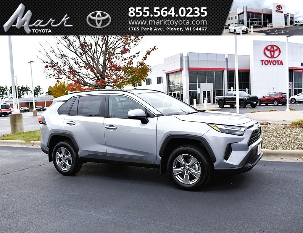 New 2025 Toyota RAV4 XLE SUV