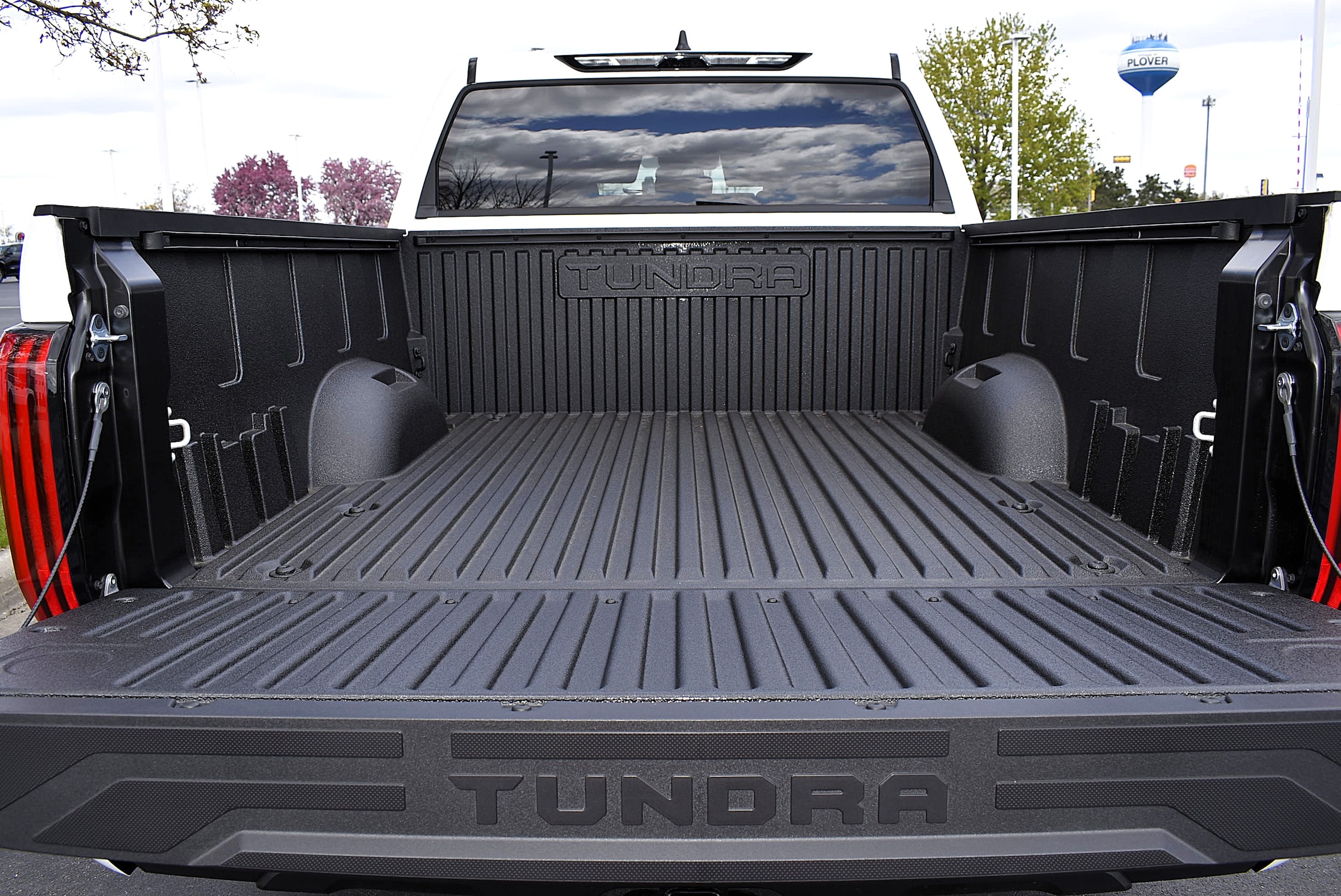 2026 Toyota Tundra SR5 - Photo 26