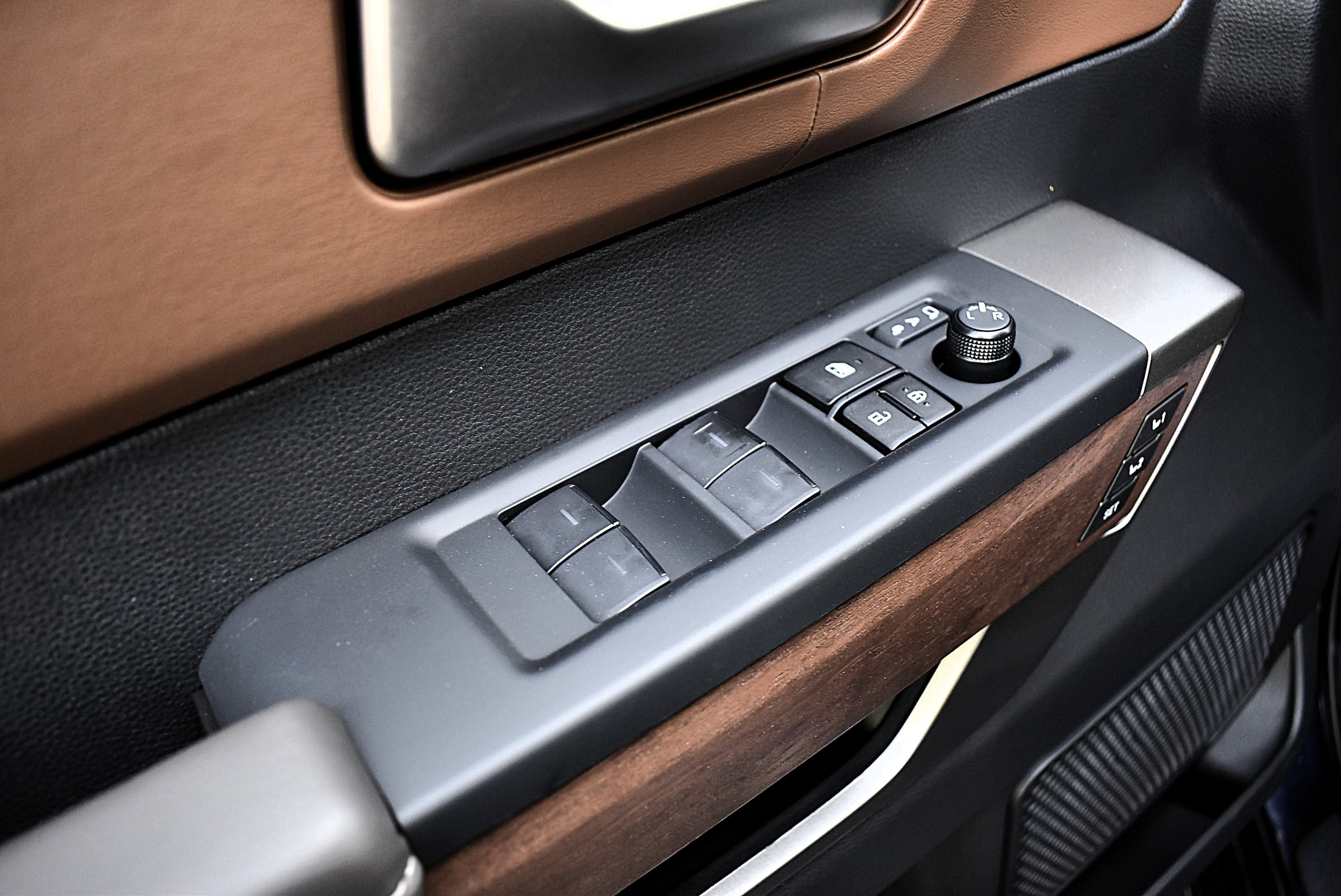 2026 Toyota Tundra 1794 Edition - Photo 8