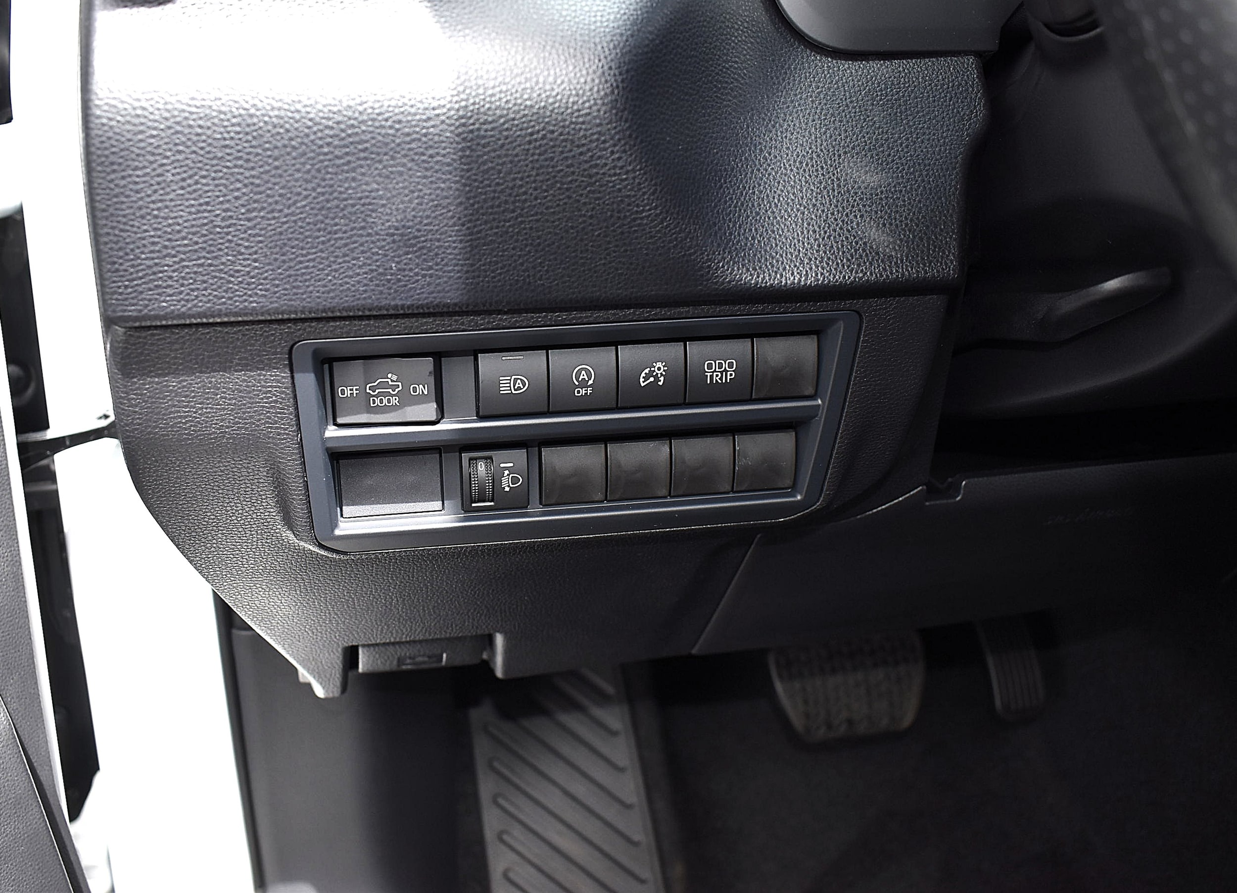 2026 Toyota Tundra SR5 - Photo 10