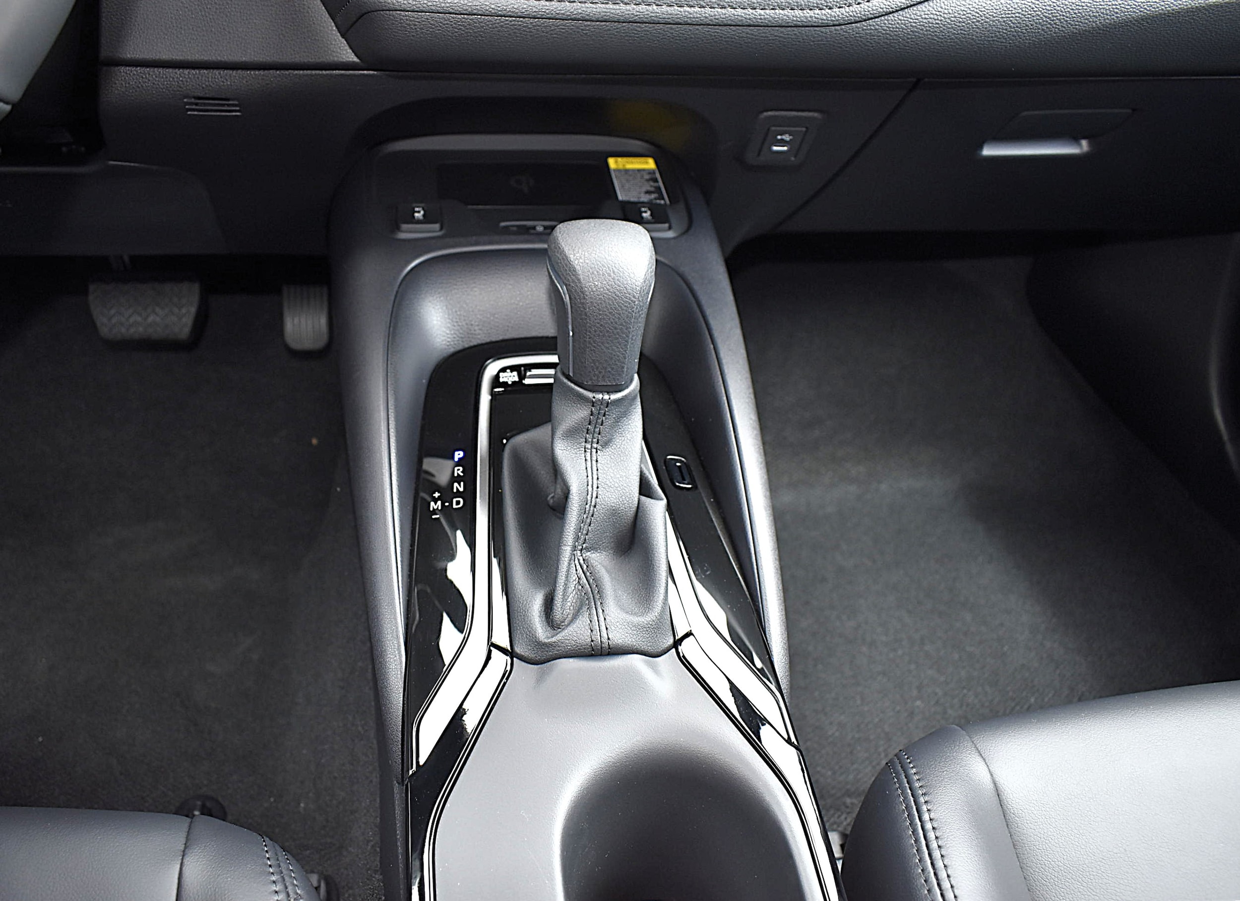 2026 Toyota Corolla XSE - Photo 19