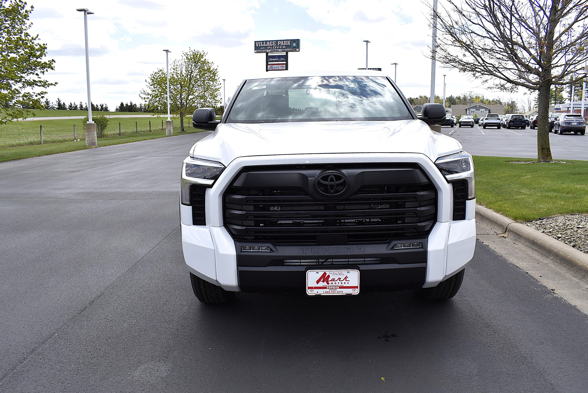 2026 Toyota Tundra SR5 - Photo 6