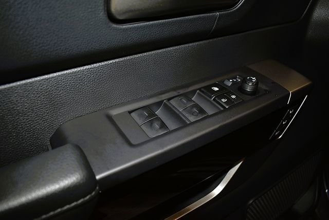 2024 Toyota Tundra Limited - Photo 7
