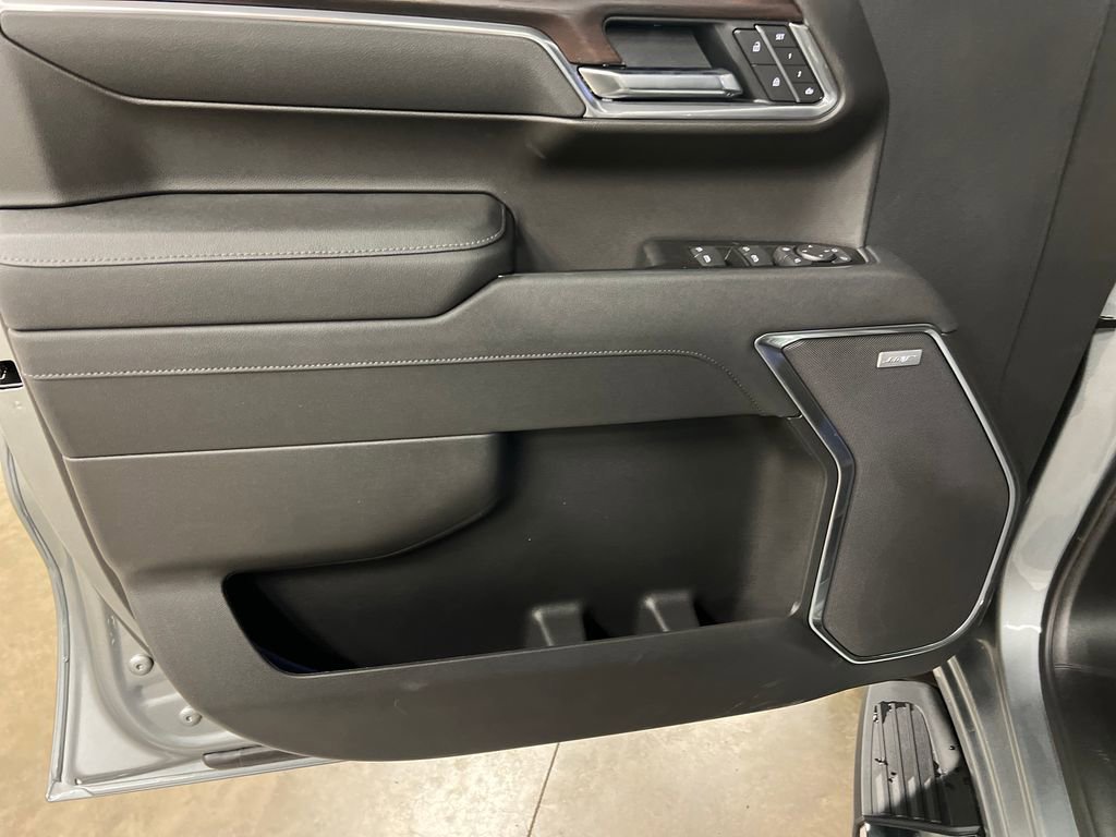 2026 GMC Sierra 1500 SLT - Photo 15