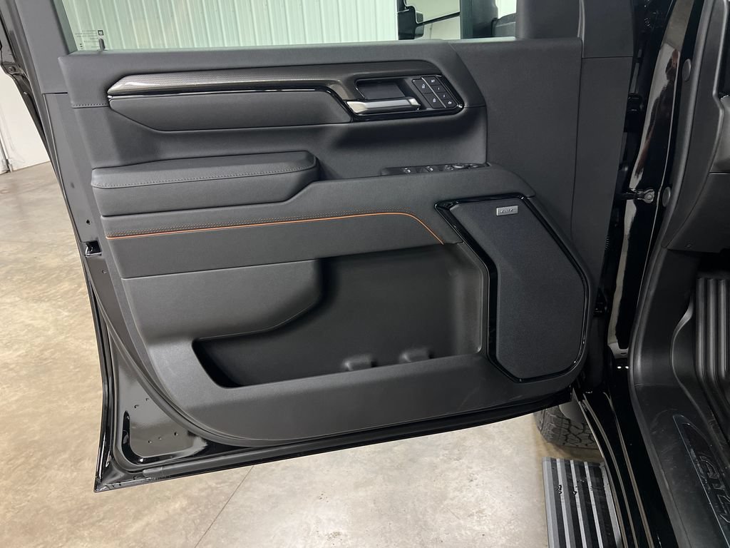 2026 GMC Sierra 2500HD AT4 - Photo 14