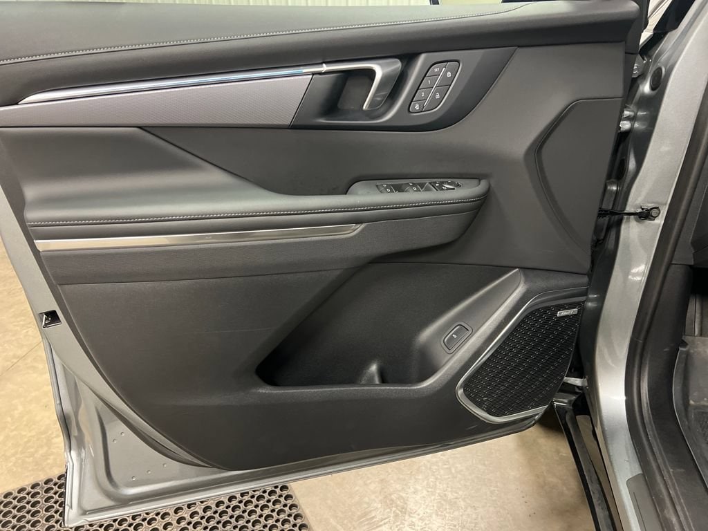 2026 Buick Enclave Sport Touring - Photo 16