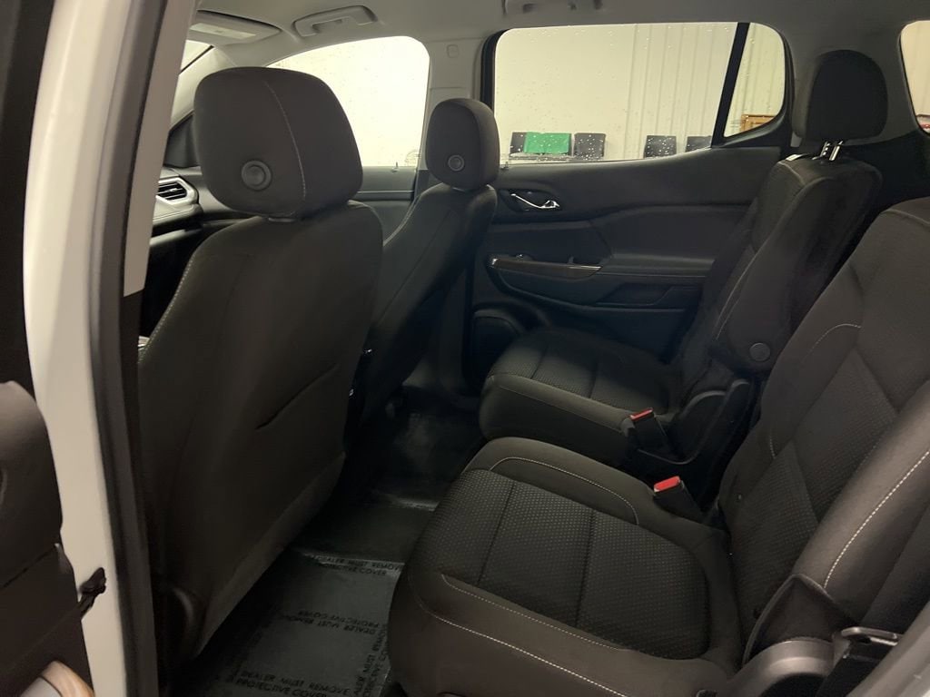 2023 GMC Acadia SLE - Photo 12