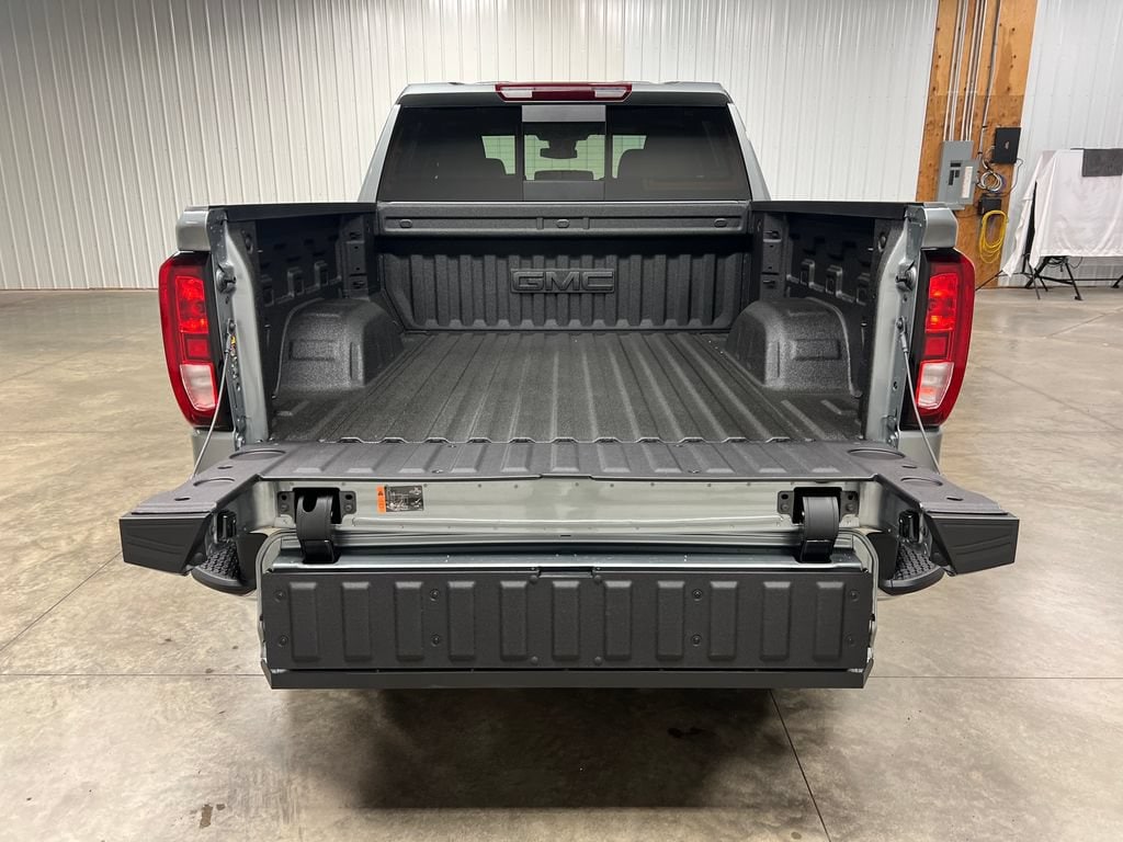 2026 GMC Sierra 1500 SLE - Photo 11