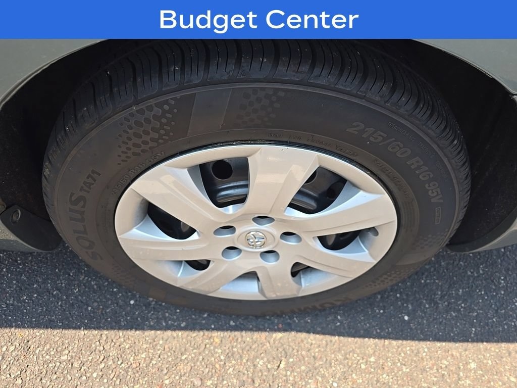 Used 2011 Toyota Camry LE