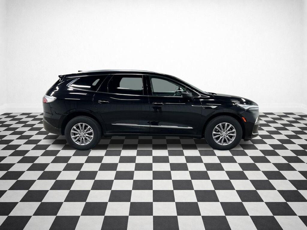 Used 2024 Buick Enclave Essence SUV