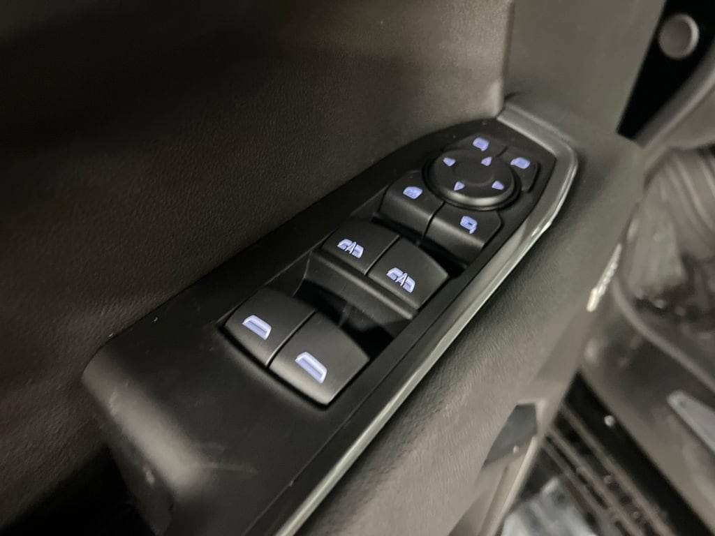 2026 GMC Sierra 1500 SLT - Photo 15