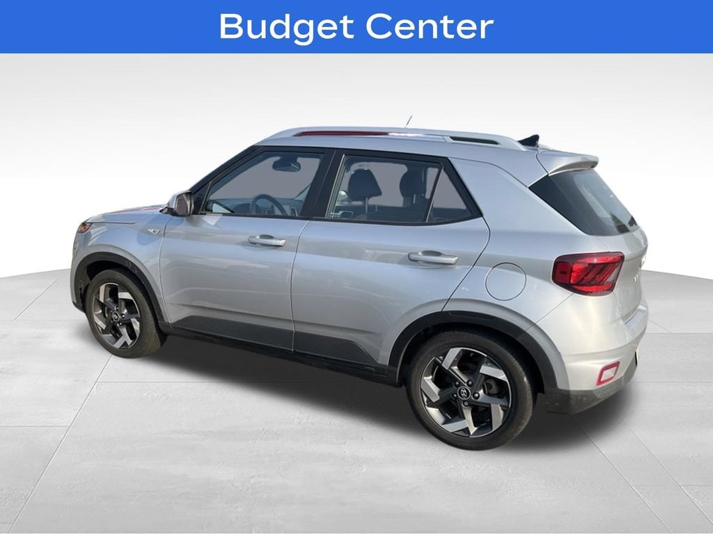 Used 2022 Hyundai Venue SEL SUV