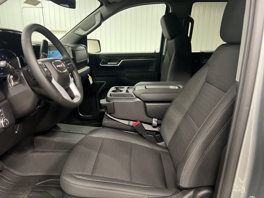 2026 GMC Sierra 1500 SLE - Photo 12