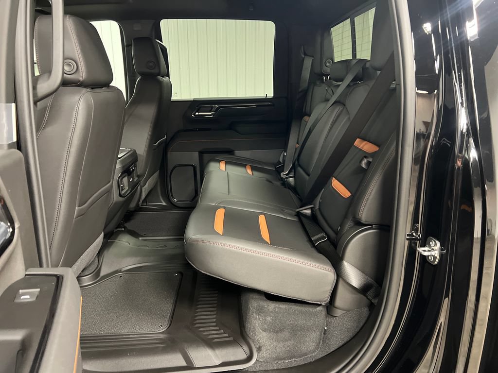 2026 GMC Sierra 2500HD AT4 - Photo 13