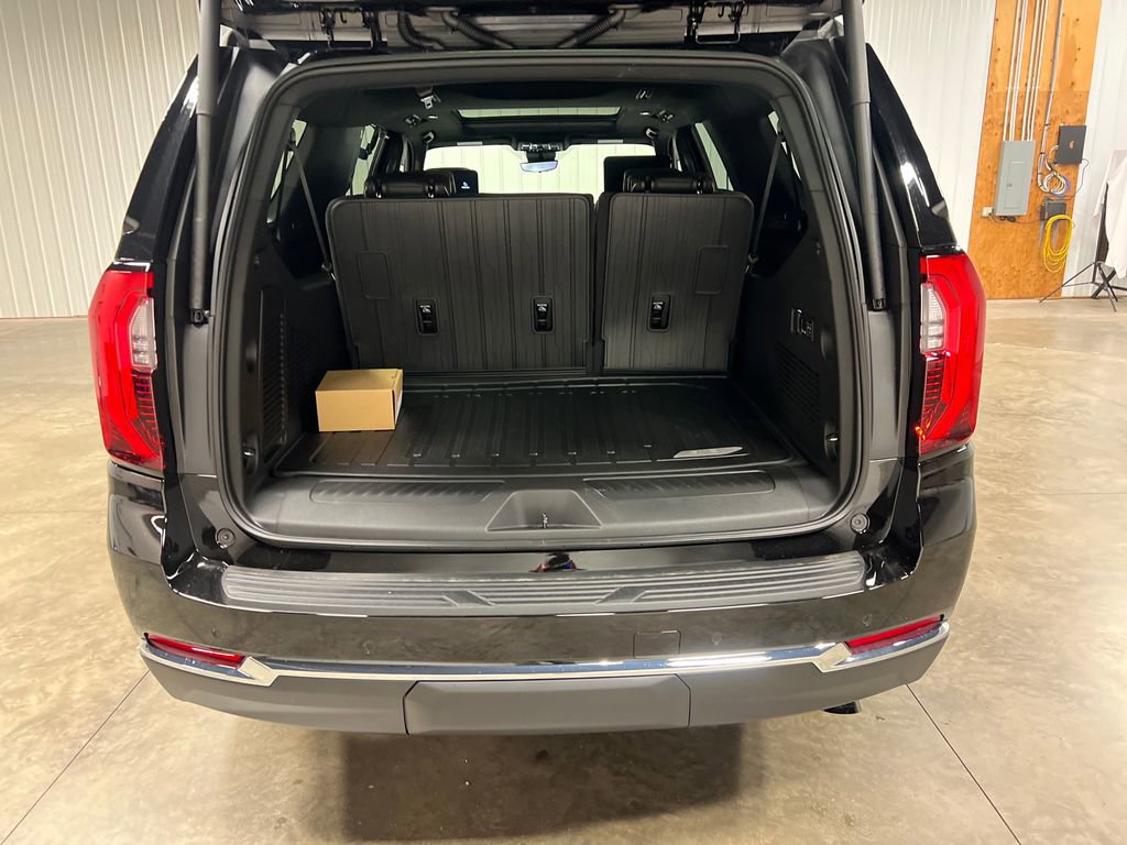 2026 GMC Yukon XL Elevation - Photo 11