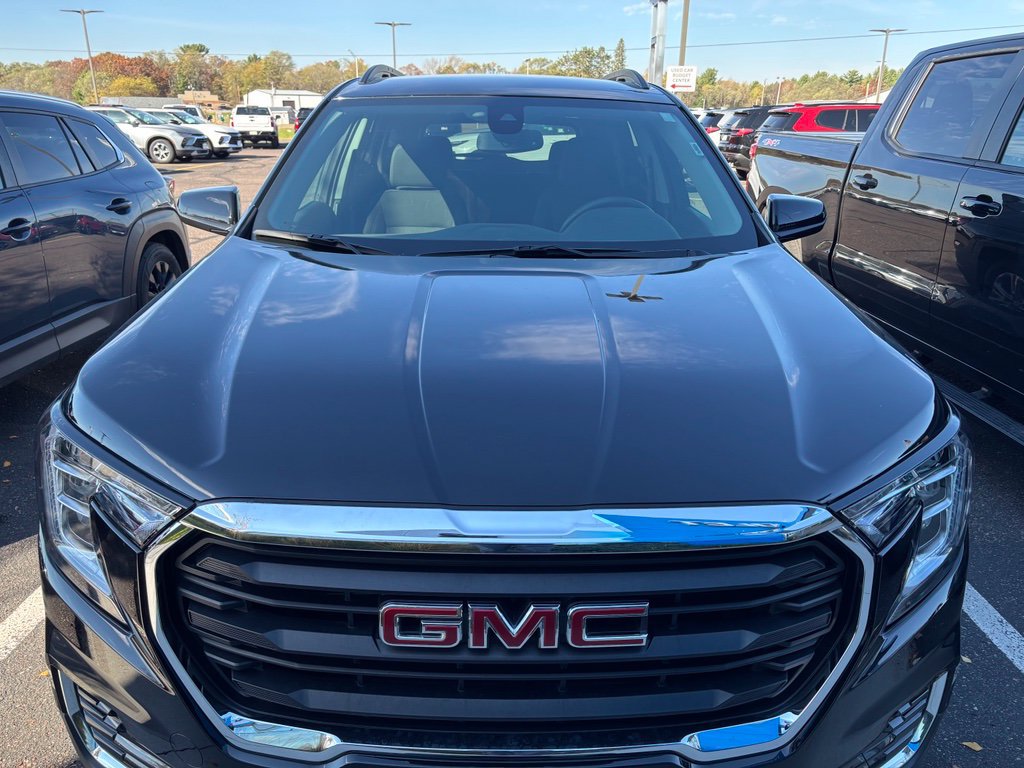 Used 2024 GMC Terrain SLE SUV