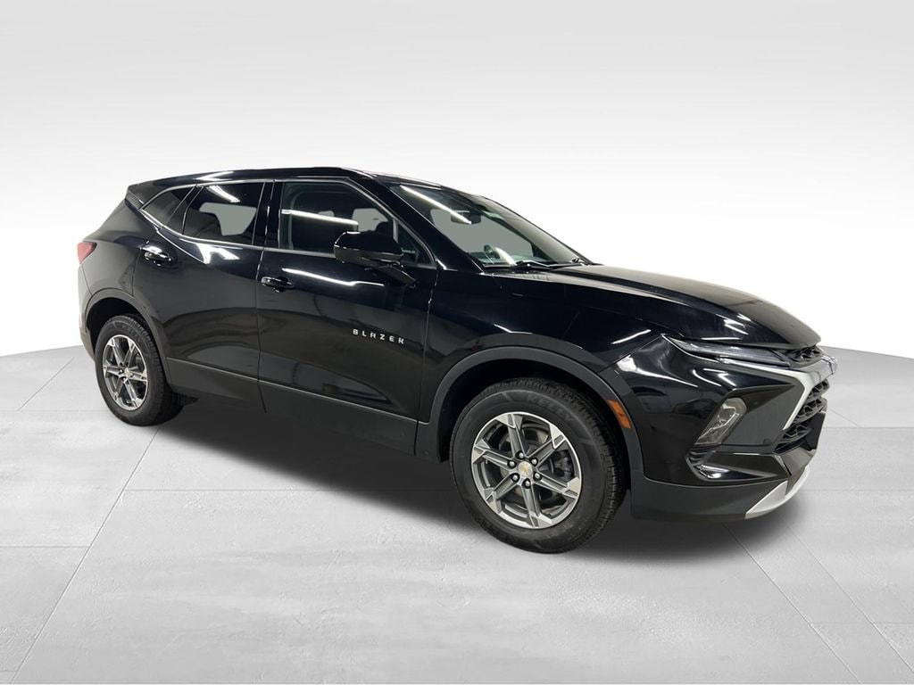 Used 2023 Chevrolet Blazer 2LT SUV