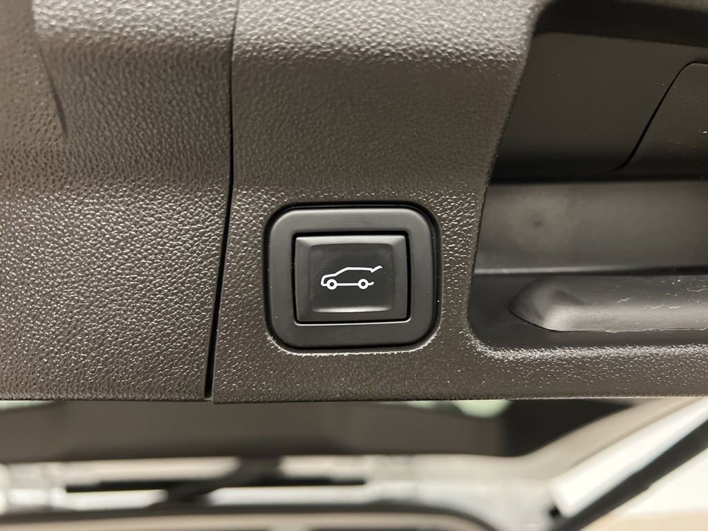 2023 GMC Acadia SLE - Photo 8