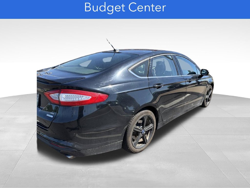 Used 2016 Ford Fusion SE Sedan