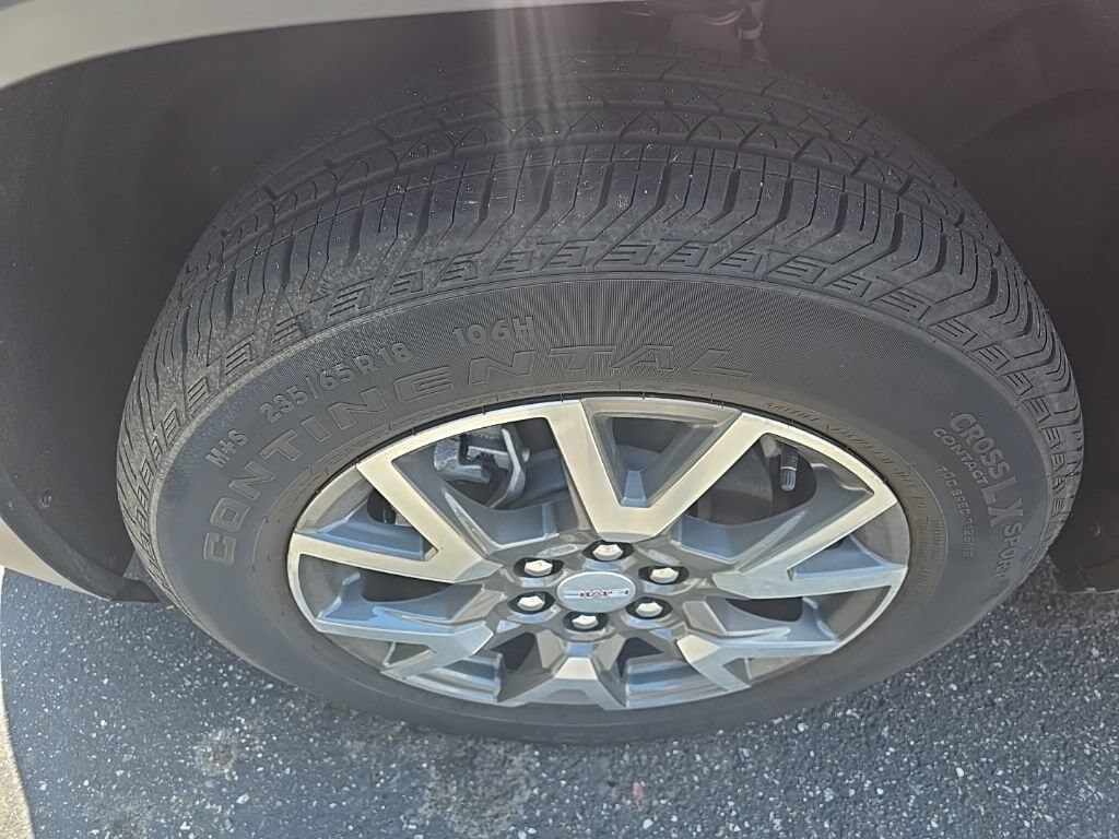 Used 2023 GMC Acadia SLE SUV
